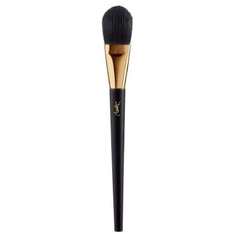 pinceau fond de teint yves saint laurent